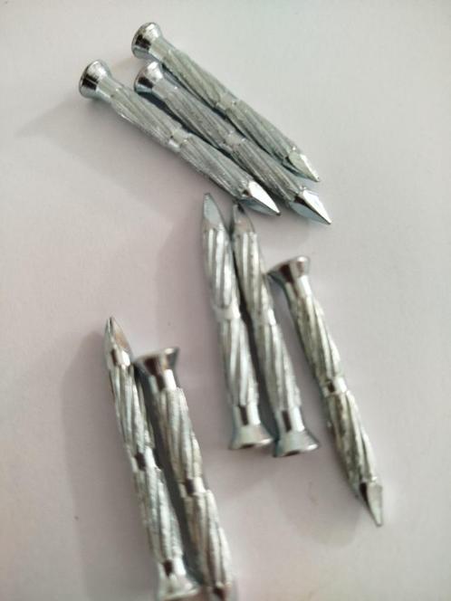 100 stuks HJZ klisjesnagel 4,5x40 plat conische kop, Tuin en Terras, Palen, Balken en Planken, Ophalen of Verzenden