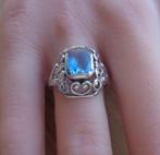 antiek zilveren ring met blauwe spinel [430], Verzenden, Zilver, Ring, Met edelsteen