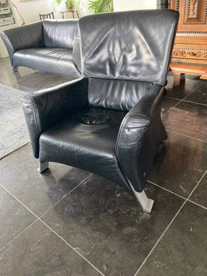 Fauteuil Rolf Benz model 322 zwart leer, Huis en Inrichting, Fauteuils, Gebruikt, Leer, Metaal, 75 tot 100 cm, 75 tot 100 cm, Ophalen