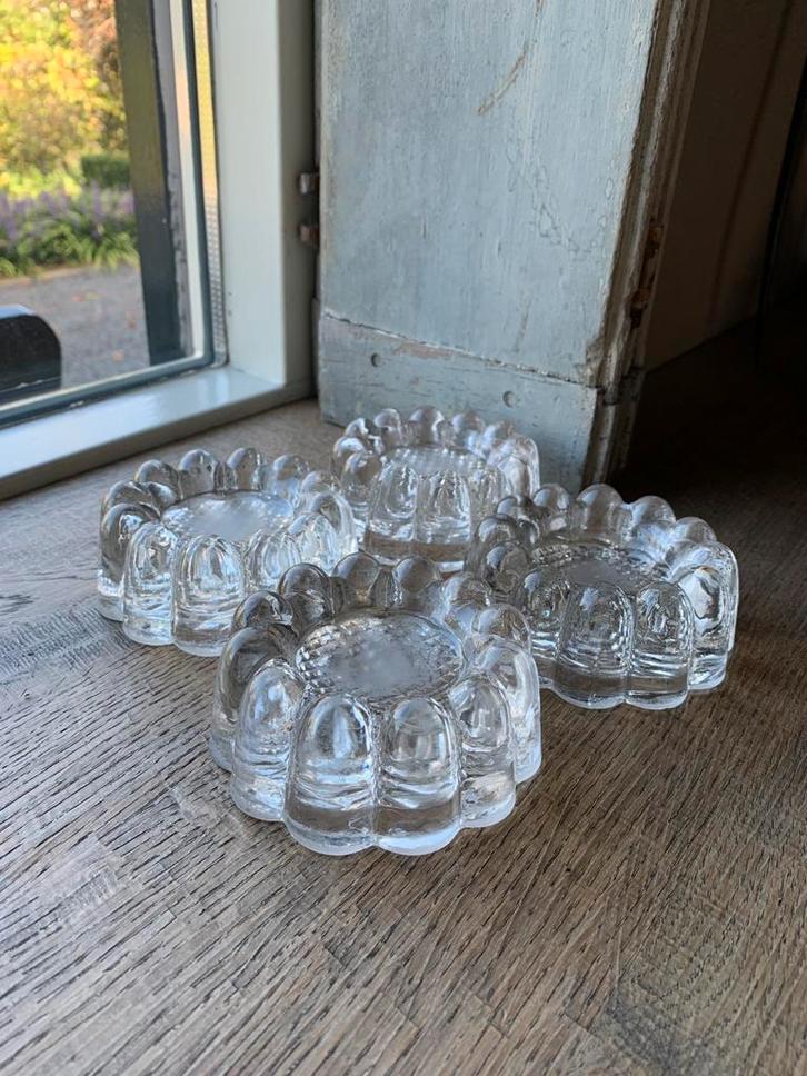 Franse glazen tafeloohogers kachelvoetjes “Bikkel, Antiek en Kunst, Curiosa en Brocante, Ophalen of Verzenden