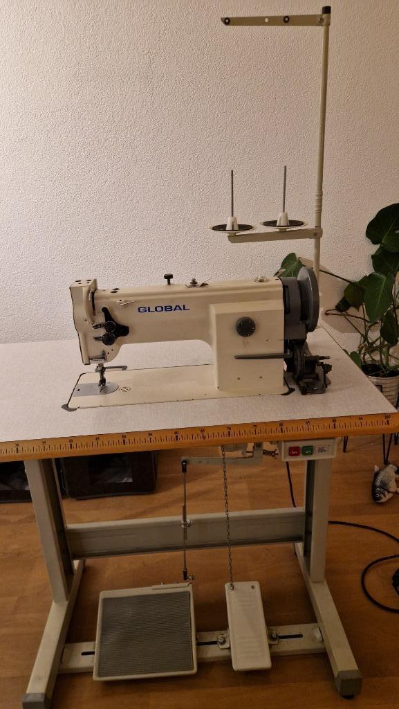 Global industriele naaimachine WF (9)955, Hobby en Vrije tijd, Naaimachines en Toebehoren, Gebruikt, Naaimachine, Overige merken
