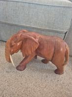 Jaren 70 grote zware hout gesneden olifant, Antiek en Kunst, Ophalen of Verzenden
