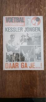 VOETBAL INTERNATIONAL VIJFDE JAARGANG 1969 / 1970 INGEBONDEN, Ophalen of Verzenden, Zo goed als nieuw, Balsport