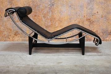 AlsNIEUW! zwarte leren Cassina LC 4 design chaise longue beschikbaar voor biedingen