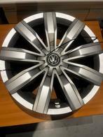 Mooie en originele volkswagen wieldoppen 18 inch, Auto diversen, Wieldoppen, Ophalen, Gebruikt