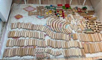 Houten Treinbaan Set Brio beschikbaar voor biedingen
