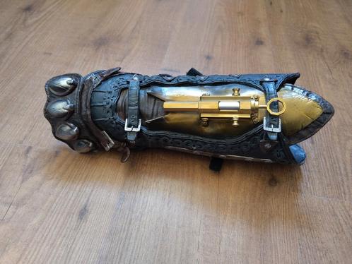 Assassin's Creed Syndicate Gauntlet met hidden blade, Verzamelen, Overige Verzamelen, Gebruikt, Ophalen of Verzenden
