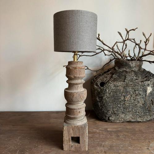 Unieke Balusterlamp Aura Peeperkorn Sober trapbaluster, Huis en Inrichting, Lampen | Tafellampen, Nieuw, Minder dan 50 cm, Hout