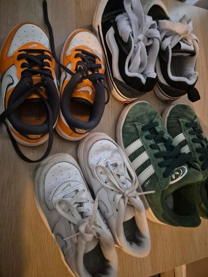 Kinder Schoenen Pakket - Nike, Adidas, Vans - Maat 26 & 31, Kinderen en Baby's, Kinderkleding | Schoenen en Sokken, Gebruikt, Sportschoenen