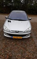 Peugeot 206 1.6 16V quicksilver 2004 Grijs, Voorwielaandrijving, 15 km/l, Handgeschakeld, Metallic lak