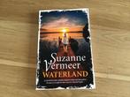Suzanne Vermeer - Waterland, Boeken, Thrillers, Suzanne Vermeer, Ophalen of Verzenden, Zo goed als nieuw, Nederland