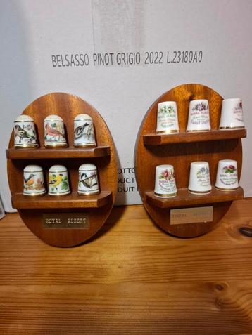 Royal Albert Vingerhoedjes met Sierkastjes beschikbaar voor biedingen