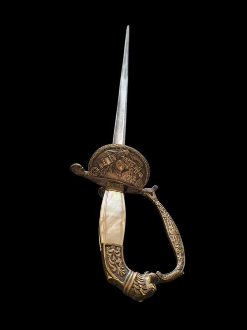 First or Second Frans empire officers small sword, Verzamelen, Militaria | Algemeen, Zwaard of Sabel, Ophalen of Verzenden
