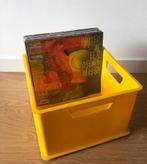 Vintage gele Tomado krat, LP/platen krat | 1971, Doe-het-zelf en Verbouw, Kratten en Dozen, Minder dan 35 cm, Ophalen of Verzenden