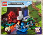 2x Lego Minecraft (21172 en 21179), Kinderen en Baby's, Speelgoed | Duplo en Lego, Ophalen, Zo goed als nieuw