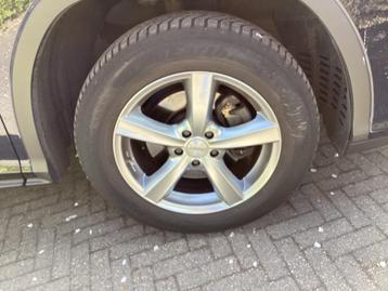 4 winterbanden op 18 inch velgen beschikbaar voor biedingen