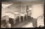Ansichtkaart verpleegkamer streekziekenhuis Gorinchem, Ophalen of Verzenden, 1960 tot 1980, Ongelopen, Zuid-Holland