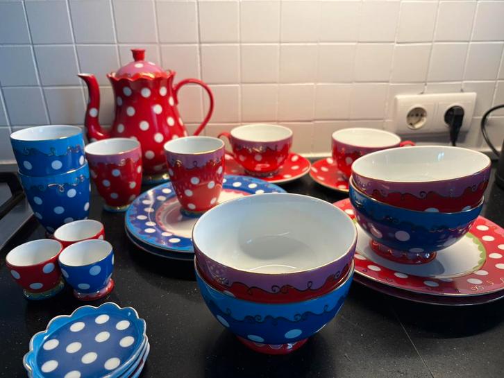 Oilily servies, Huis en Inrichting, Keuken | Servies, Zo goed als nieuw, Bord(en), Overige stijlen, Aardewerk, Ophalen