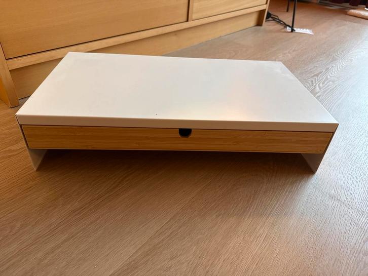 IKEA Laptop Verhoger met Lade, Computers en Software, Laptopstandaarden, Zo goed als nieuw, Ophalen