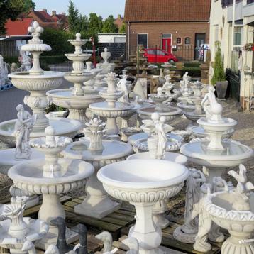 Fonteinen en waterornamenten van beton beschikbaar voor biedingen