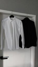 2 WE Fashion blouse 1zwart 1wit Maat 158/164 ZGAN Per stuk, Overhemd of Blouse, Ophalen of Verzenden, Zo goed als nieuw, Jongen