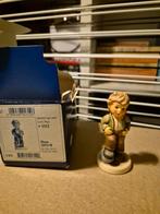 Goebel Hummel Beeldje - Speel met mij! 2051b, Verzamelen, Ophalen of Verzenden, Zo goed als nieuw