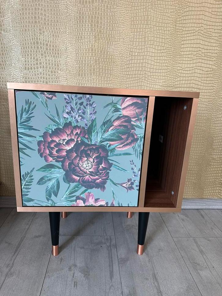 Exclusieve nachtkastjes. 2 stuks.  Furny S2 Light Peonies, Huis en Inrichting, Slaapkamer | Nachtkastjes, Zo goed als nieuw, 70 cm of meer