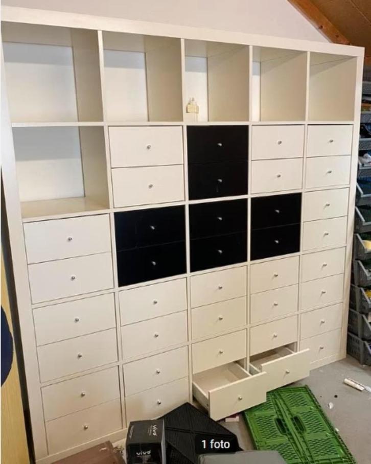 IKEA KALLAX kast – met veel lades / inzetbakken - Nochris, Huis en Inrichting, Kasten | Wandmeubels, Zo goed als nieuw, Minder dan 150 cm