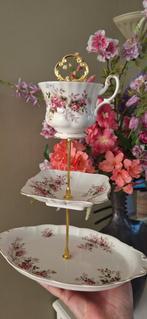 Royal Albert Lavender Rose etagere handmade €39,50, Ophalen of Verzenden, Zo goed als nieuw