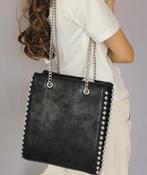ZARA schoudertas shopper zwart met zilver studs, Sieraden, Tassen en Uiterlijk, Tassen | Damestassen, Ophalen of Verzenden, Zo goed als nieuw
