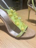 Burberry Hak Sandalen - nieuwe- 40, Geel, Nieuw, Burberry, Sandalen of Muiltjes