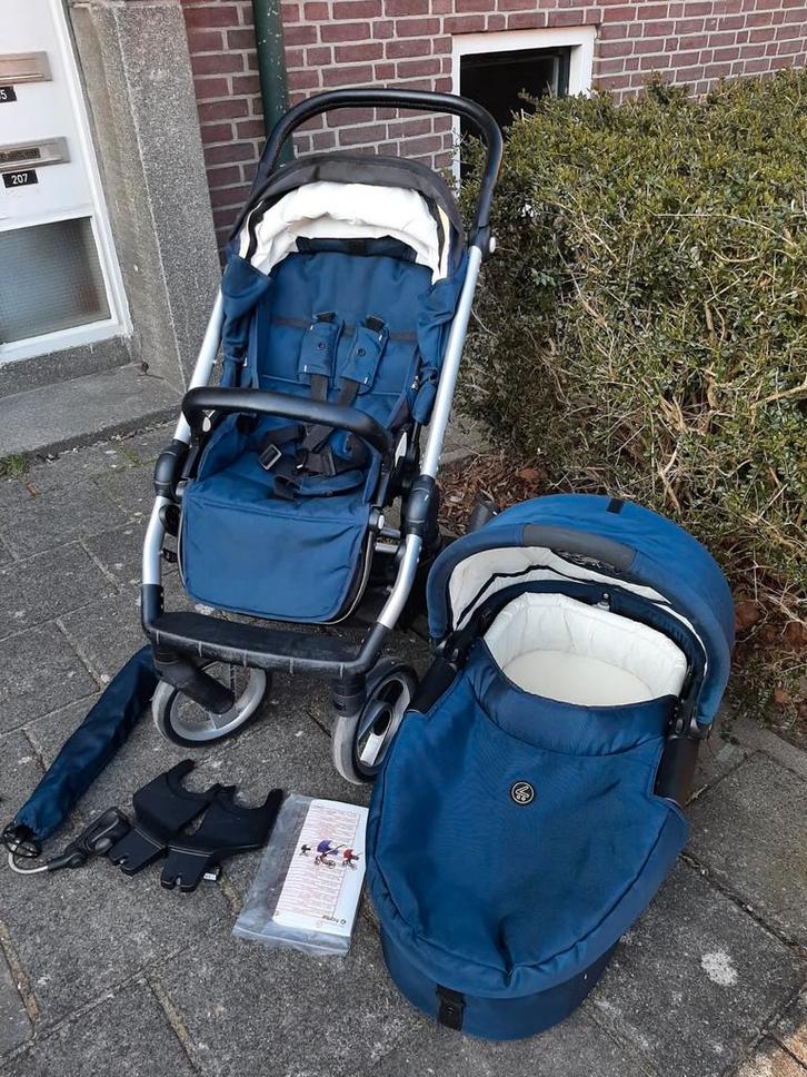 Mutsy Evo kinderwagen / wandelwagen combinatie, Kinderen en Baby's, Kinderwagens en Combinaties, Zo goed als nieuw, Combiwagen