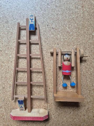 Jaren '50 houten speelgoed, 2 stuks beschikbaar voor biedingen