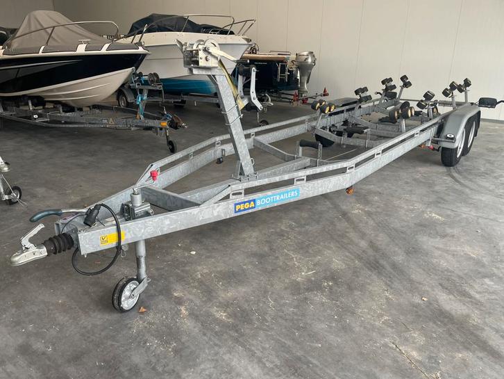Pega 2000 kilo trailer. Bouwjaar 2020. Perfecte staat .!!, Watersport en Boten, Boottrailers, Zo goed als nieuw, Sloepentrailer
