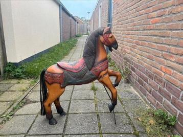Vintage speelgoed carrousel paard.  beschikbaar voor biedingen