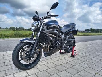 Yamaha Fazer fz6 naked 2005 pas 30.000km mt 07 Black-edition beschikbaar voor biedingen