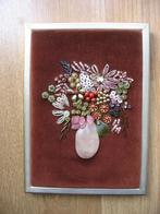 Op Fluweel Hand Geb. met Kralen-Rozenkwarts ( nr 1 )Vintage, Ophalen of Verzenden