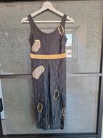 Prachtig Twirlpakje met goudkleurige accenten te koop!, Ophalen, Zwart, Maat 36 t/m 42, Zo goed als nieuw