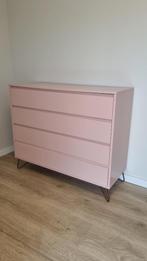 Ladekast Elona van MADE in zacht roze, Huis en Inrichting, Ophalen, 100 tot 150 cm, 100 tot 150 cm, Zo goed als nieuw