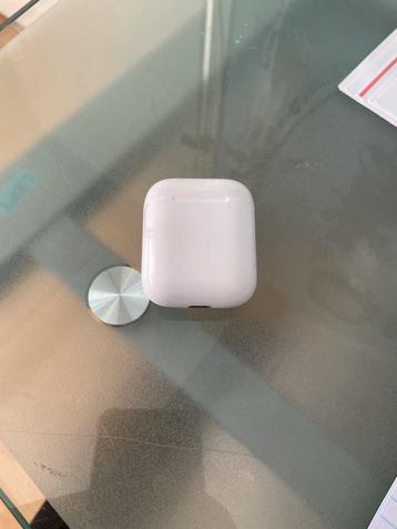 Apple AirPods 1e Gen - Draadloze Oortjes beschikbaar voor biedingen