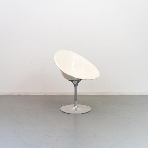 1x Kartell Eros 4835 Draaibare Kuipstoel Wit - Chroom, Huis en Inrichting, Stoelen, Gebruikt, Kunststof, Metaal, Wit, Ophalen of Verzenden
