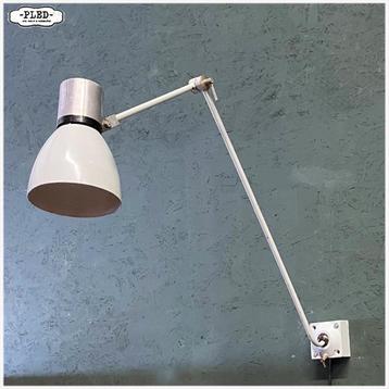 Twee armige industriële wandlamp - Tsjechie - nieuw snoer beschikbaar voor biedingen