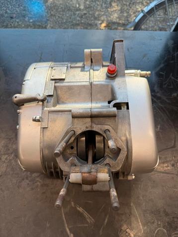 Zundapp GS 125 blok compleet gereviseerd beschikbaar voor biedingen