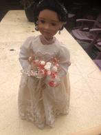 Bruidspop collectors item, Ophalen of Verzenden, Zo goed als nieuw, Zwart, Trouwjurk