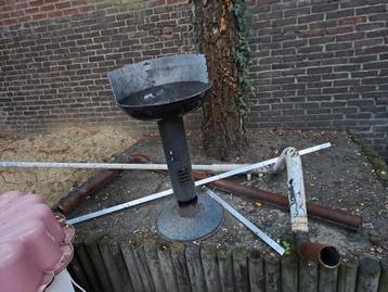 Gratis oud ijzer beschikbaar voor biedingen