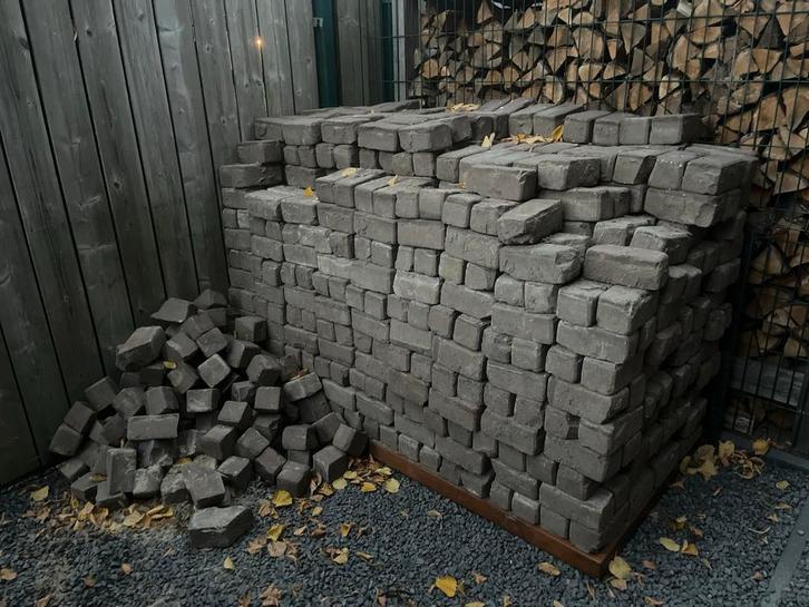 Klinkers rood/paars/bruin kleigebakken keiformaat 15 m2, Tuin en Terras, Tegels en Klinkers, Gebruikt, Klinkers, Beton, Ophalen of Verzenden