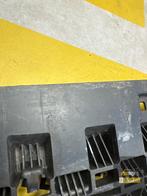 Audi A3 8V 2012-2016 BUMPER LIP SPOILER SEDAN 8V5807233, Auto-onderdelen, Gebruikt, Voor, Bumper, Audi