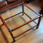 Salontafel, glas  hout en bronzen hoeken en poten., Huis en Inrichting, Tafels | Salontafels, Ophalen, 100 tot 150 cm, 50 tot 100 cm