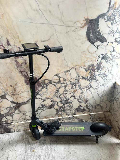 Stapstep (met error), Fietsen en Brommers, Steps, Gebruikt, Elektrische step (E-scooter), Ophalen