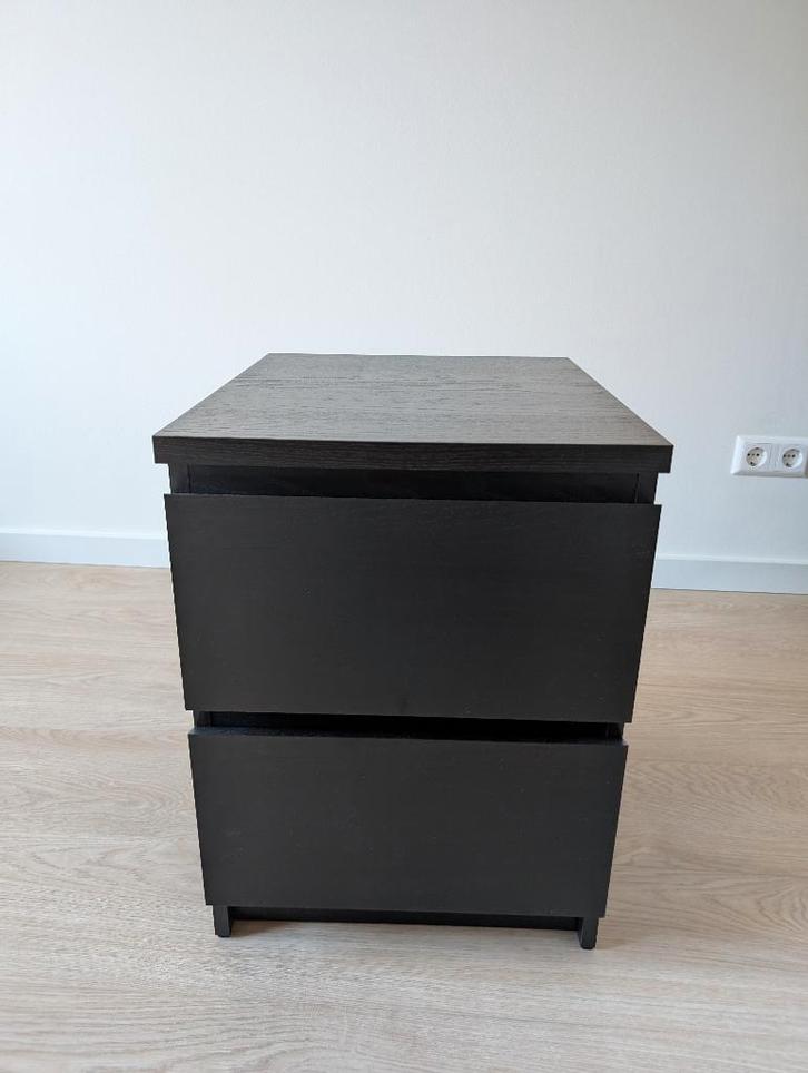 Nachtkastje Malm (ladekast), Huis en Inrichting, Slaapkamer | Nachtkastjes, Zo goed als nieuw, 55 tot 70 cm, 45 tot 65 cm, Hout